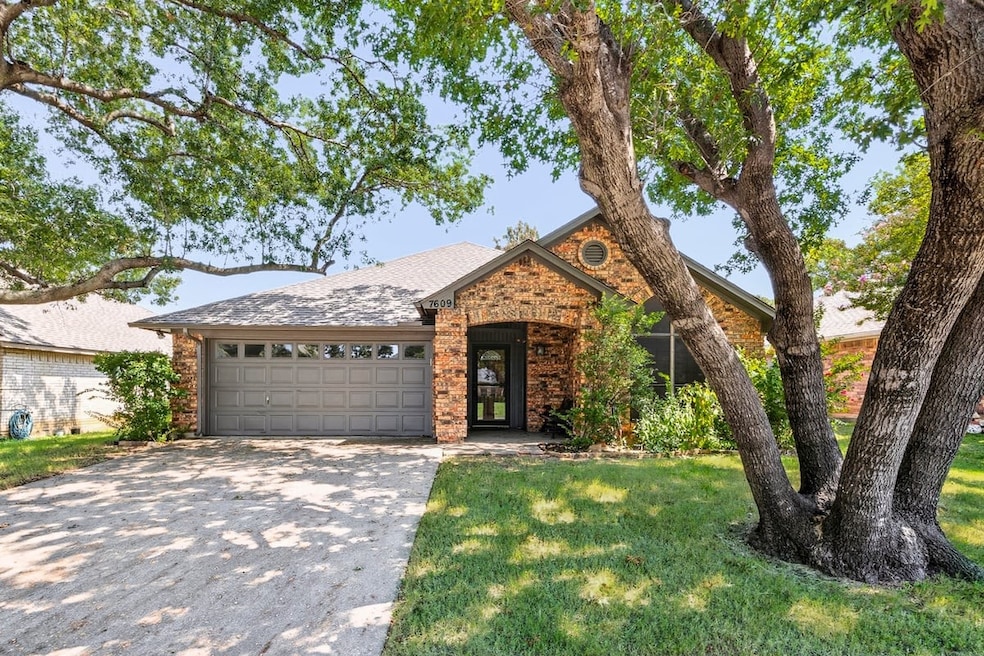 Under Contract $299,900 • Co-Listing Agent