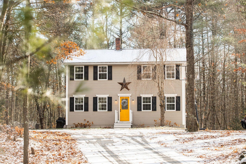 22 Deering Neighborhood, Springvale