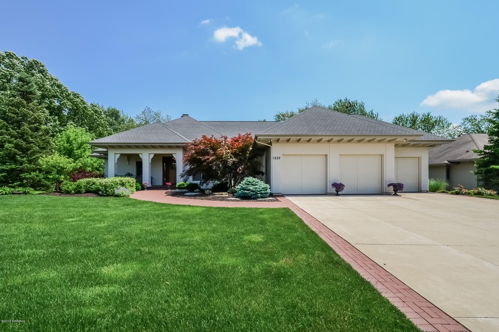 001-Front_View-1779654-medium