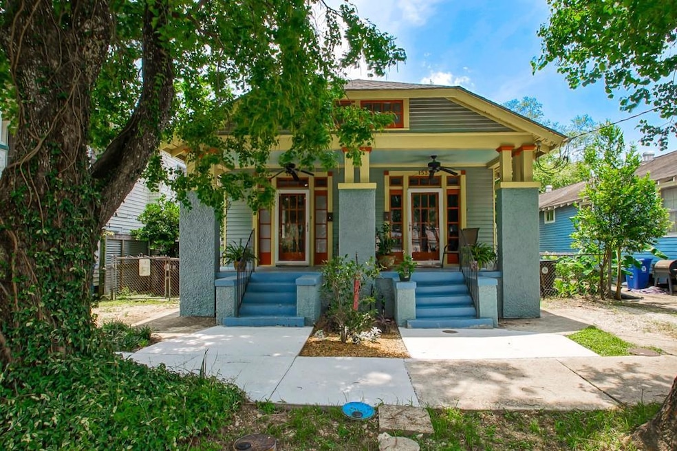 Precious shotgun double with plenty of NOLA charm.