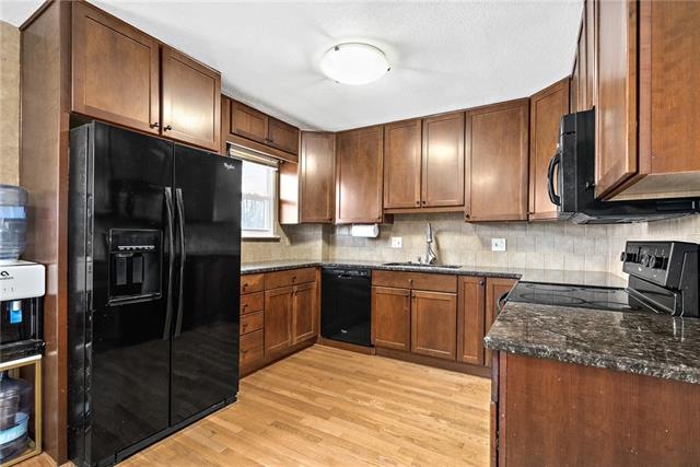 11905 W 66th Terrace, Shawnee, KS 66216 - photo 1