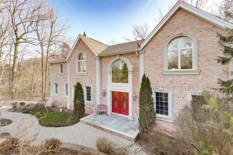 47 Ackerman St, Waldwick, NJ 07463 - photo 1