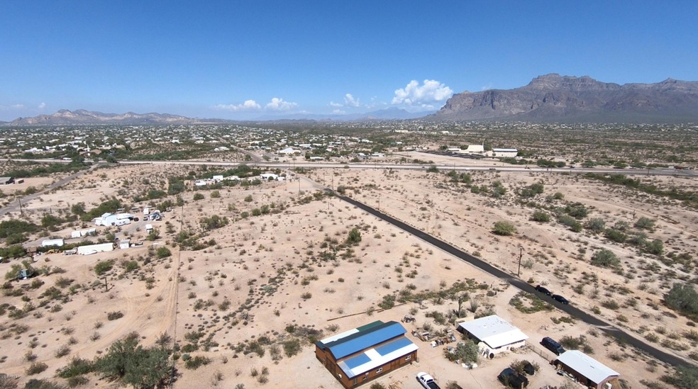 Lot to left of occupied lot