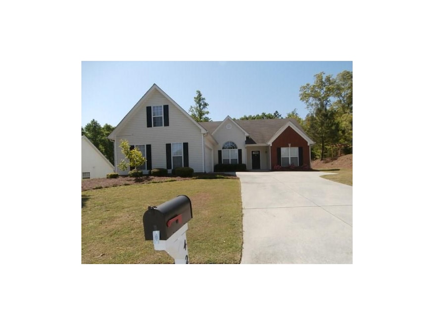 4269 Duncan Ives Dr, Buford, GA 30519 - photo 1