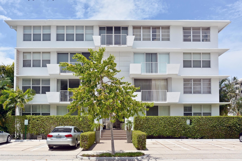 401 Peruvian Ave 401 Palm-large-002-1-40