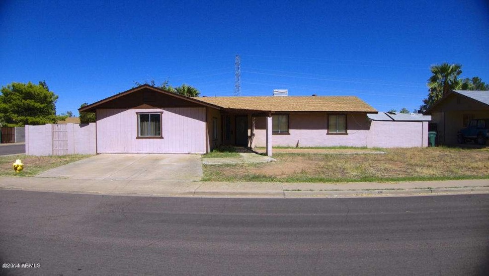 Front of home Camino