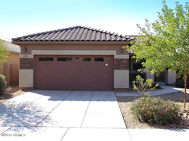 023-335233 - Front