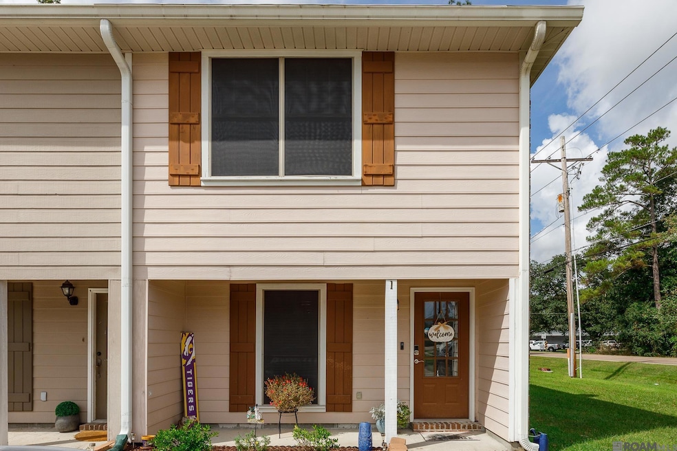 For Sale $152,500 • Co-Listing Agent