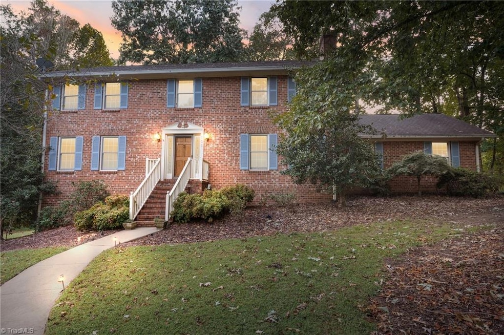 Under Contract $499,900