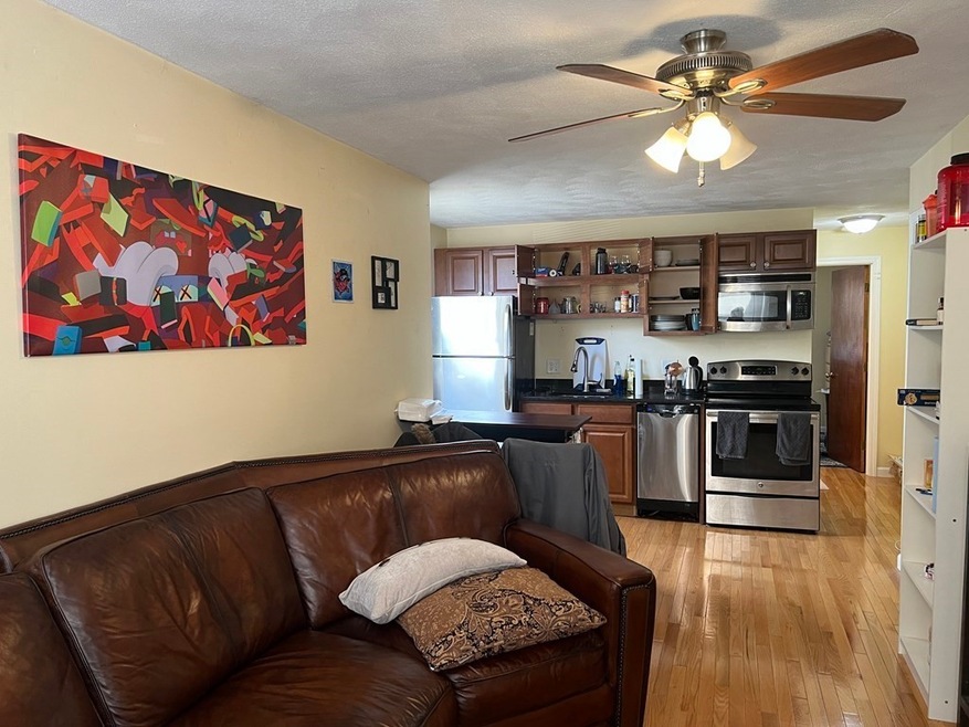 217 Holland St unit 1B, Somerville, MA 02144 - photo 1