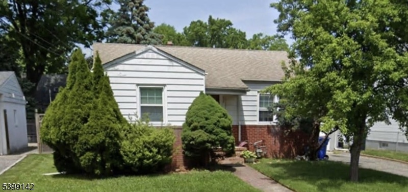 220 Fernwood Terrace, Linden, NJ 07036 - photo 1
