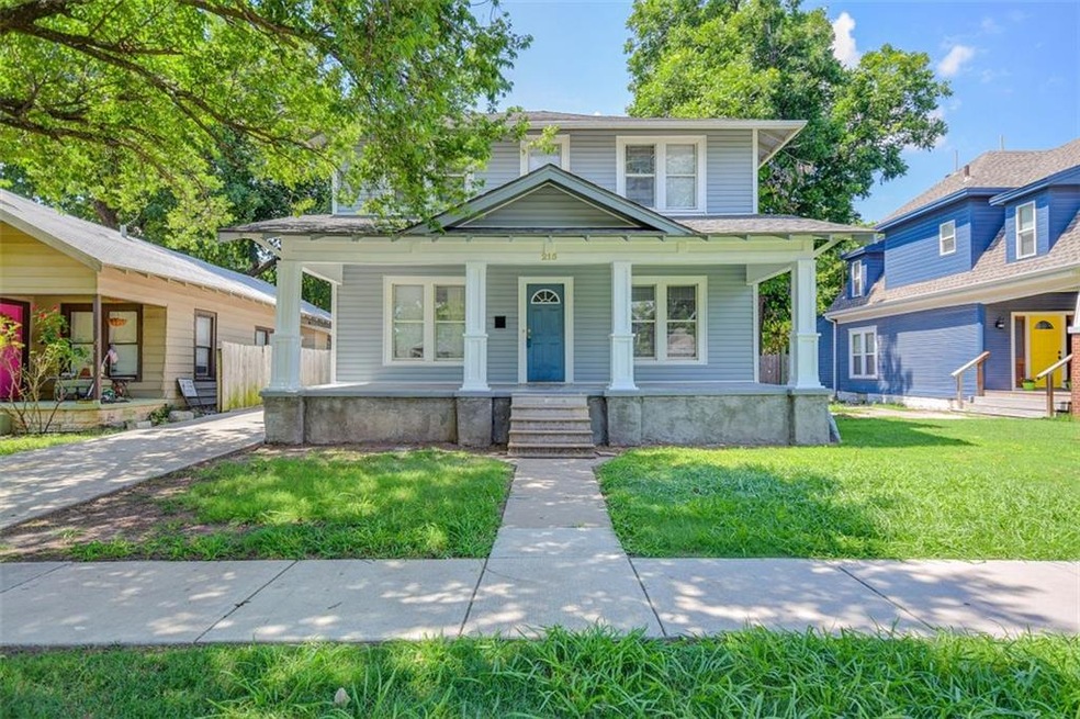 215 W Symmes Street, Norman,  Front View