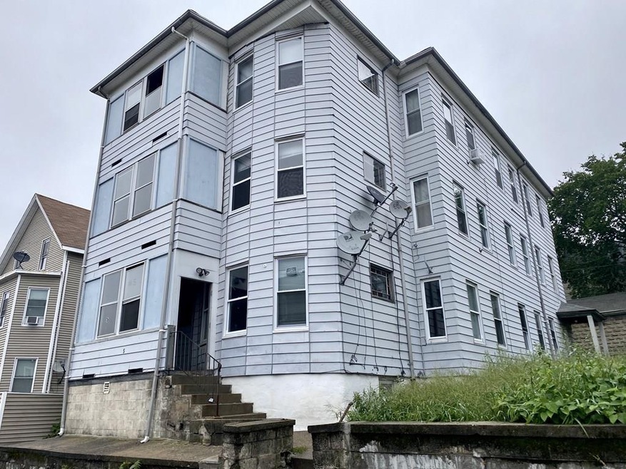 5 Arlington St, Worcester, MA 01604 - photo 1