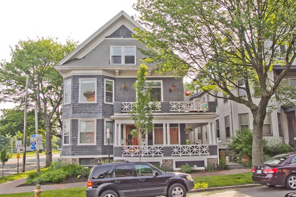 Exterior 291 State