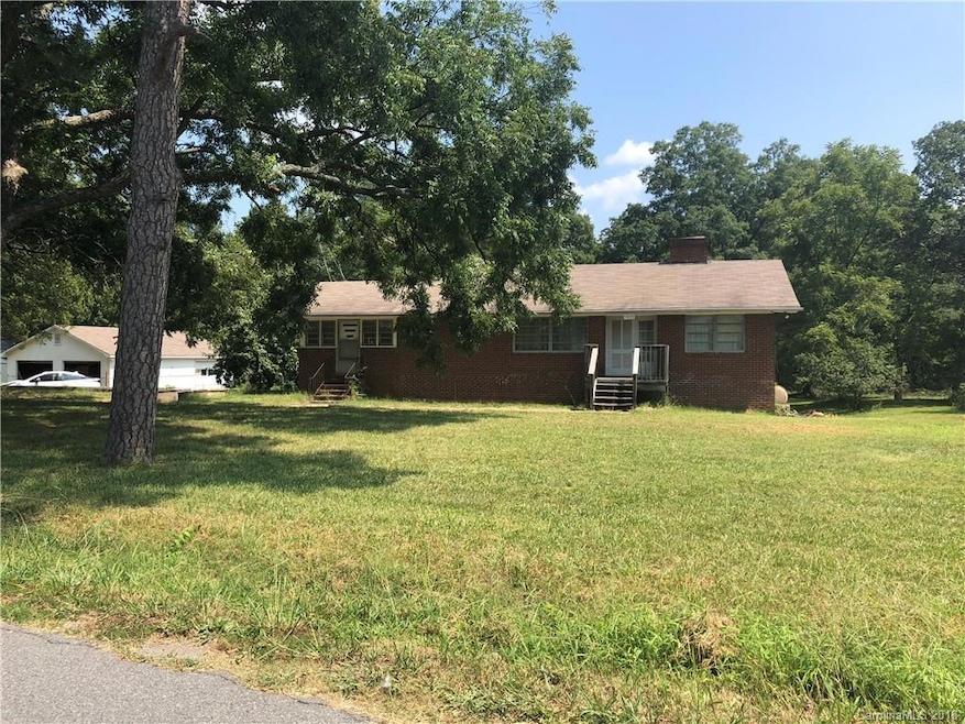 1015 Rockland Cir SW, Concord, NC 28027 - photo 1