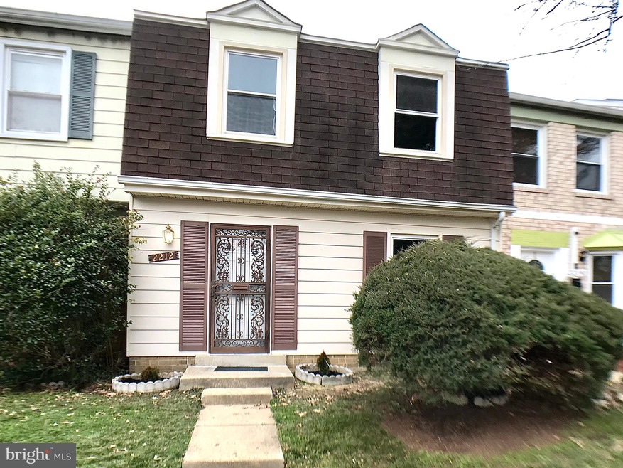 2212 Dawn Ln, Temple Hills, MD 20748 - photo 1