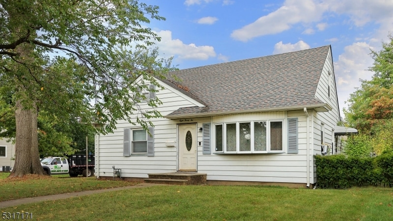 832 Baltimore Ave, Roselle, NJ 07203 - photo 1