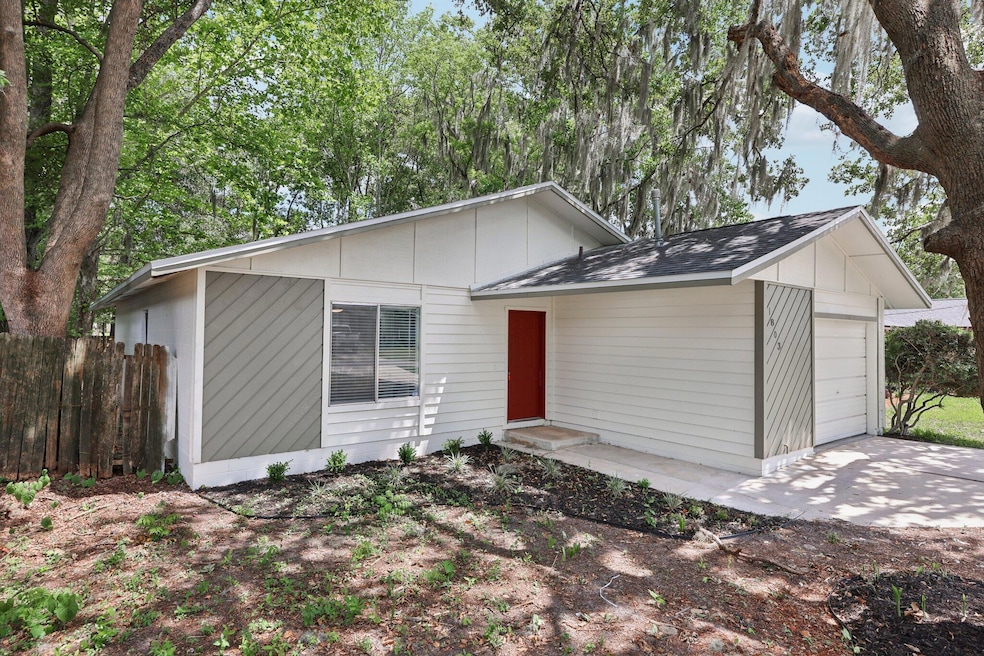 1803 NE 29th Place, Ocala, FL 34479 - photo 1