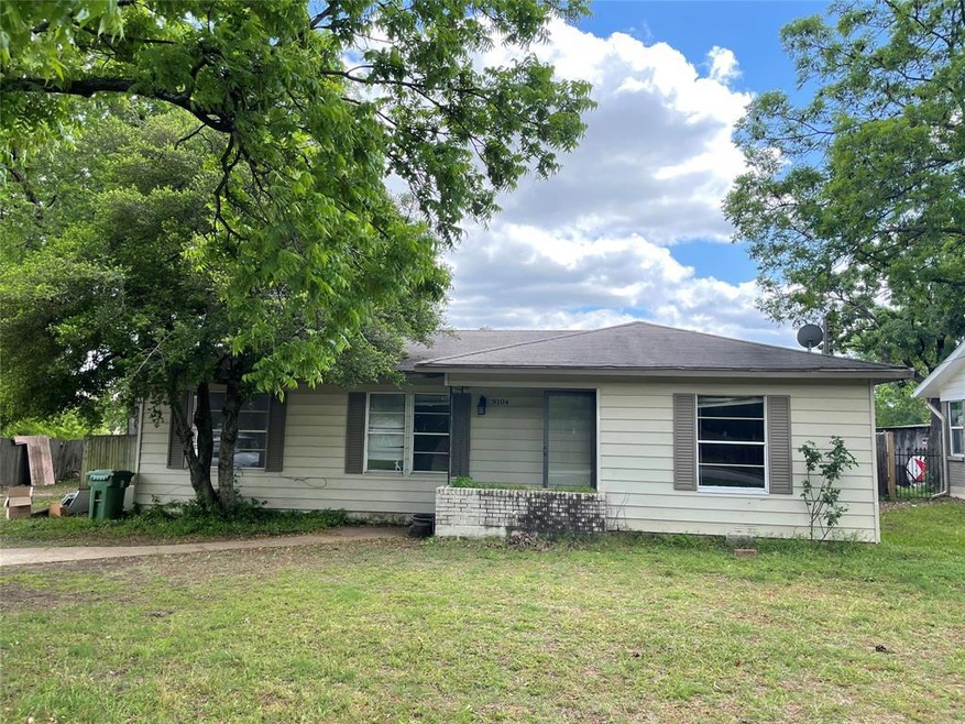 9104 Martin Dr, North Richland Hills, TX 76182 - photo 1