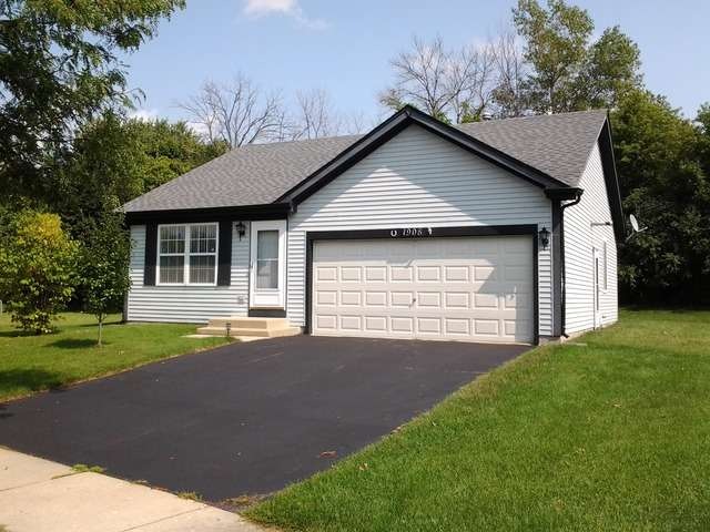 1906 Scott Cir, Carpentersville, IL 60110 - photo 1