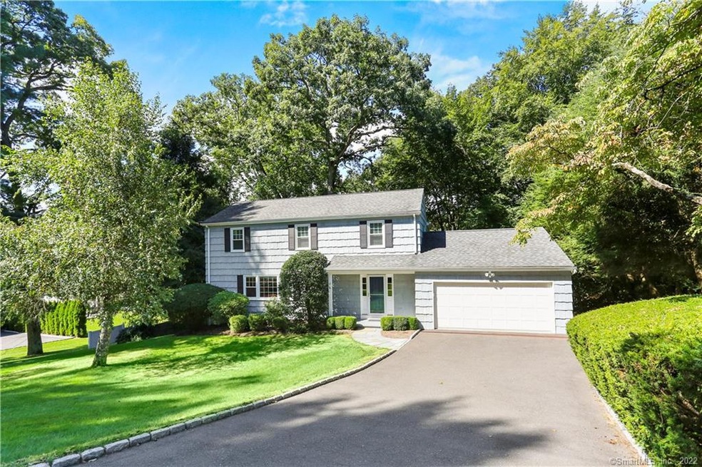 17 Club Cir, Stamford, CT 06905 - photo 1