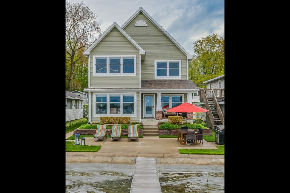 33197 Lakeview Ave Eau Claire-large-001-