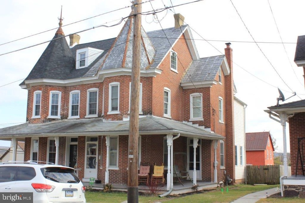 122 E 6th St, Red Hill, PA 18076 - photo 1