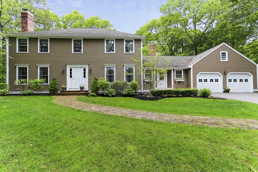 34 Pleasant Heights Dr, North Easton, MA 02356 - photo 1