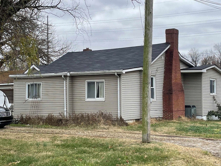 215 W 1st St, Newburgh, IN 47630 - photo 1