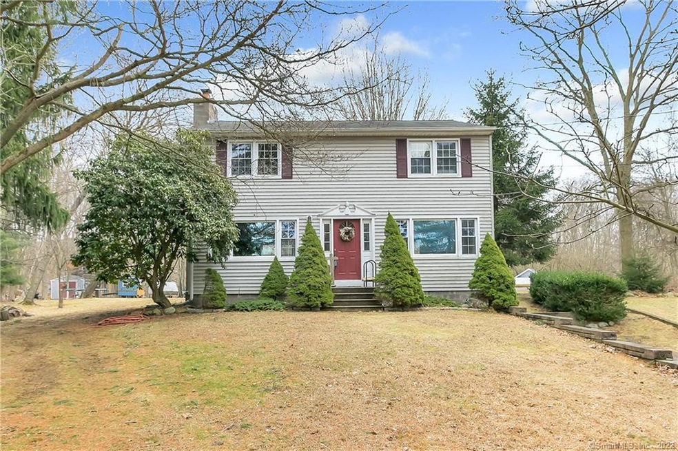 121 Indian River Rd, Orange, CT 06477 - photo 1