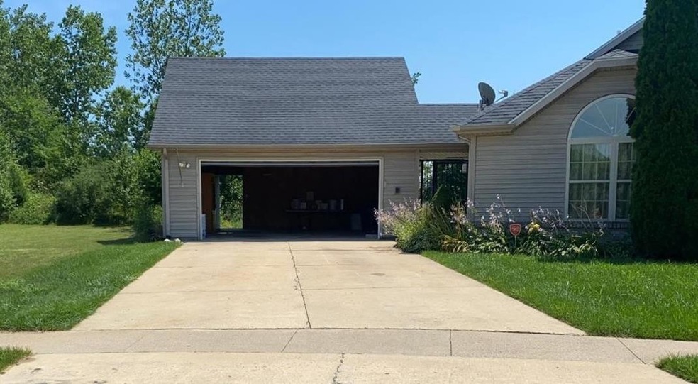 11 Deerfield Crescent, La Porte, IN 46350 - photo 1