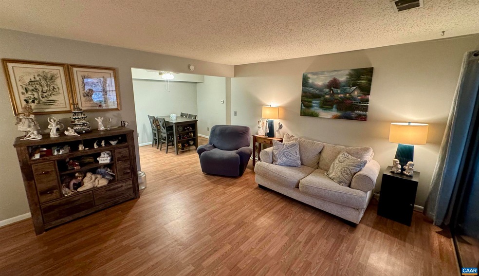 109 Turtle Creek Rd, Unit 4