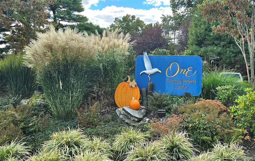 Pending $359,000 • Co-Listing Agent