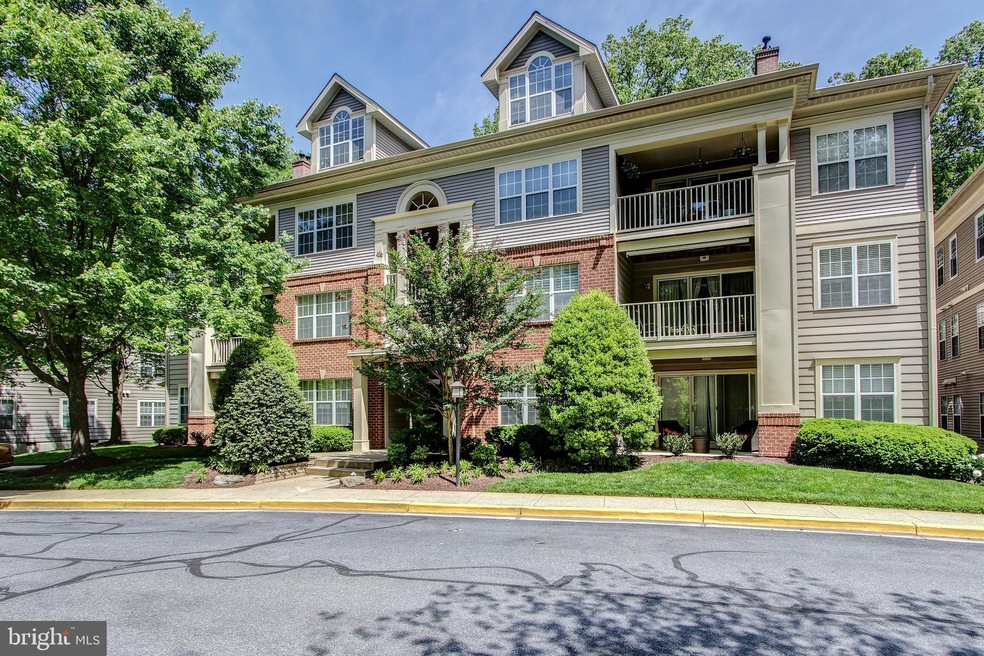 127 Timberbrook Ln unit 102, Gaithersburg, MD 20878 - photo 1