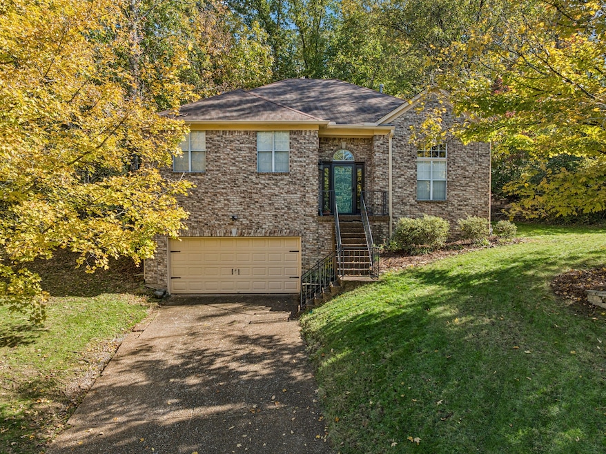 1405 Whitetail Ct, Hermitage, TN 37076 - photo 1