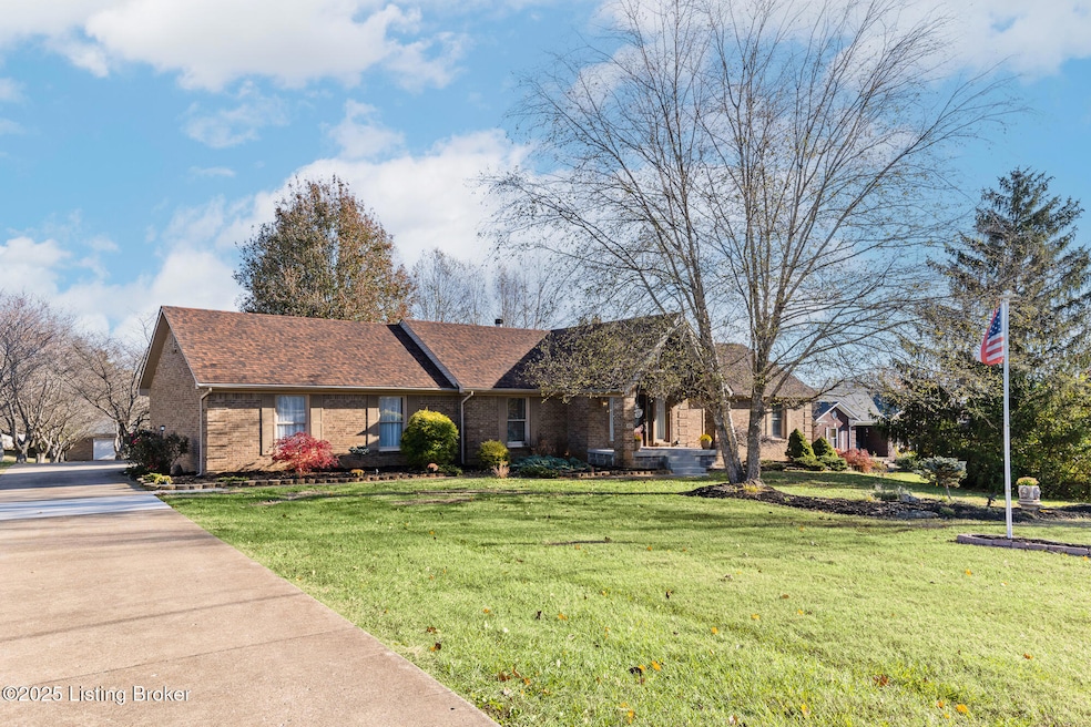 953 Floyds Fork Rd, Shepherdsville, KY 40165 - photo 1