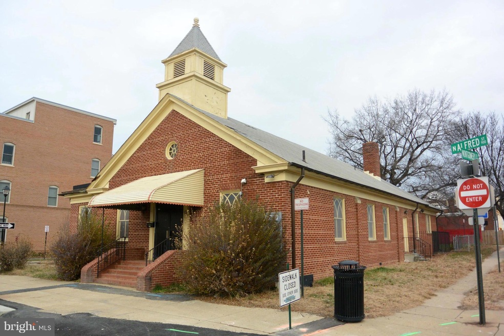 901 N Alfred St, Alexandria, VA 22314 - photo 1