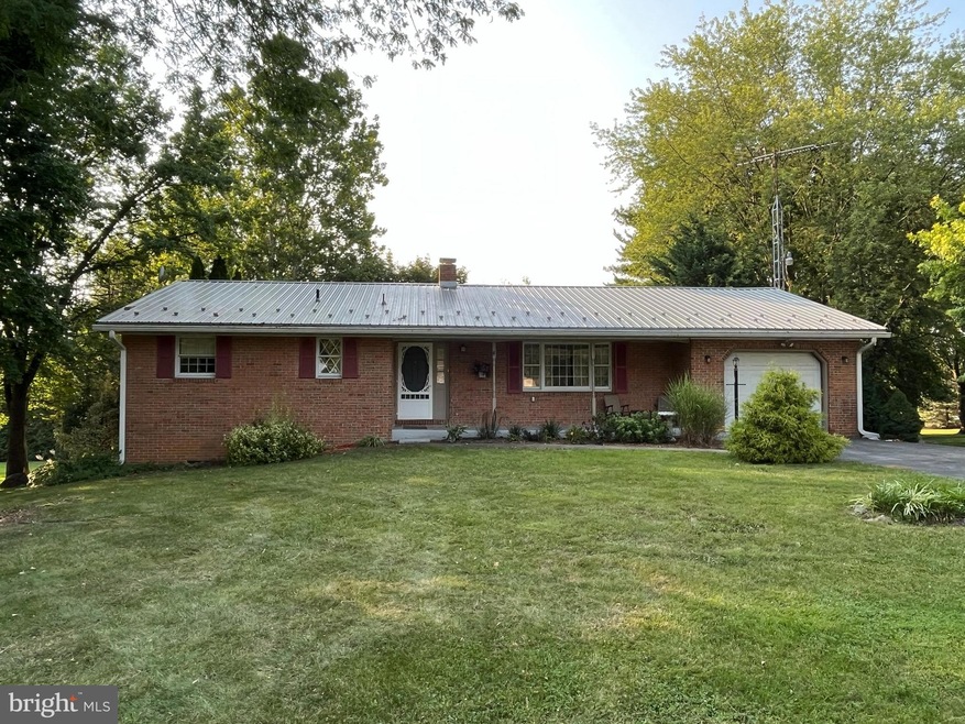 2389 Scotland Rd, Chambersburg, PA 17201 - photo 1