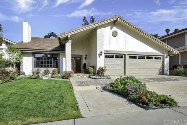 Beautiful single level with three car garage. Amaz