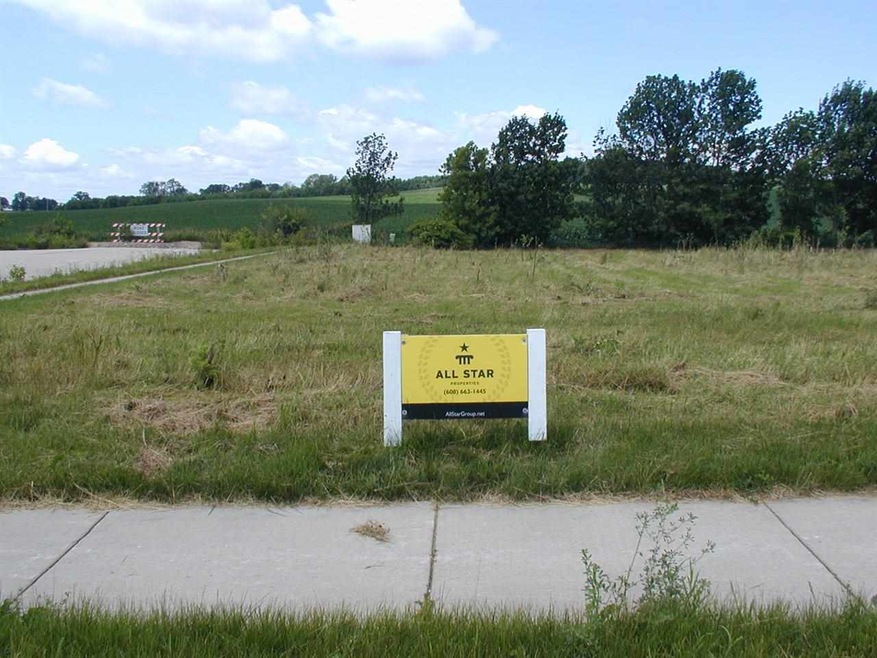 1003 Oregon Parks Ave, Oregon, WI 53575 - photo 1