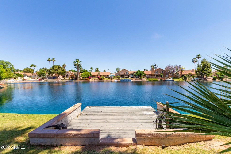 125 S Lakeview Blvd, Chandler, AZ 85225 - photo 1