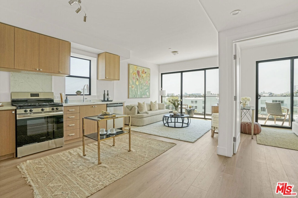 1822 Overland Ave unit 301, Los Angeles, CA 90025 - photo 1