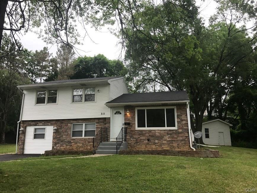 311 Kay Dr, Whitehall, PA 18052 - photo 1