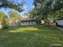 2385 Rutherford Rd, Bloomfield Hills, MI 48302 - photo 1