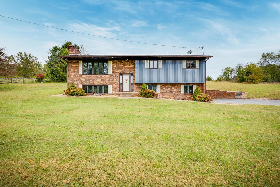 593 Rock Springs Dr, Kingsport, TN 37664 MLS 9957968