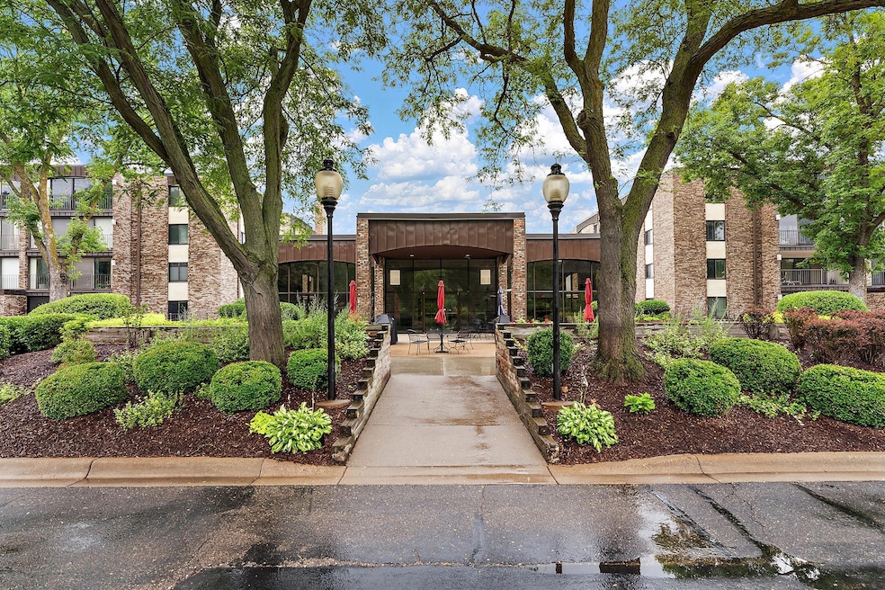 Lexington Riverside Condominiums unit 310, Lilydale, MN 55118 - photo 1