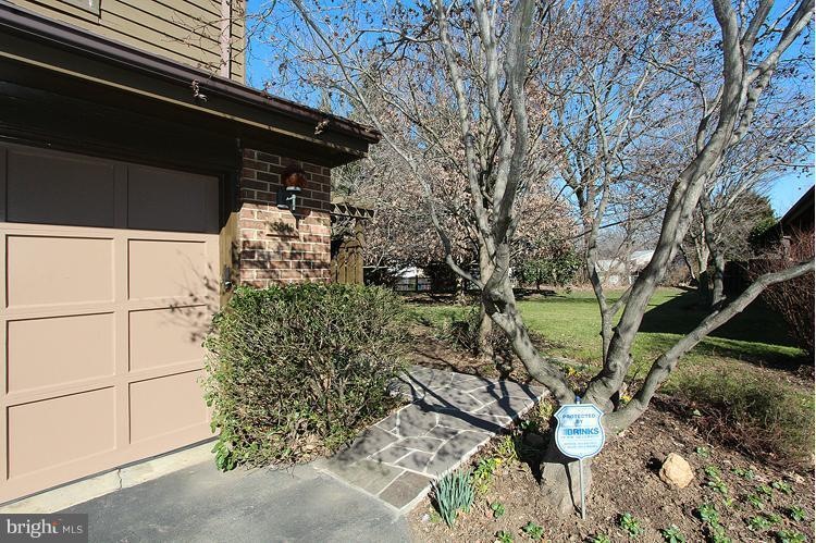 5349 Strathmore Ave, Kensington, MD 20895 - photo 1