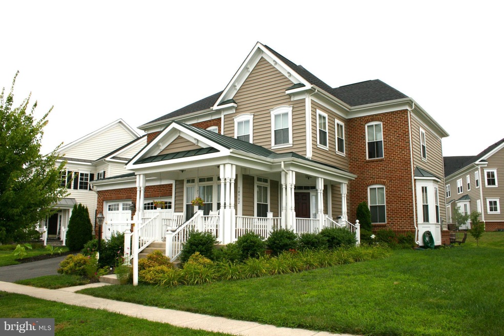 10902 Clara Barton Dr, Bristow, VA 20136 - photo 1