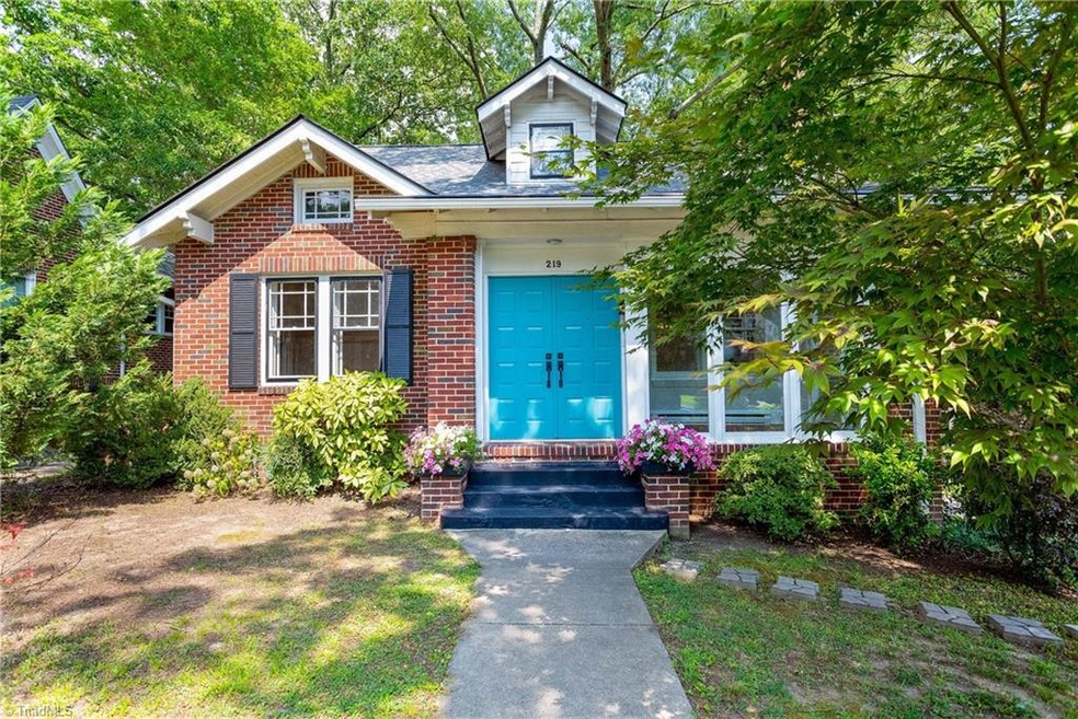 Sold $398,000 • Co-Listing Agent