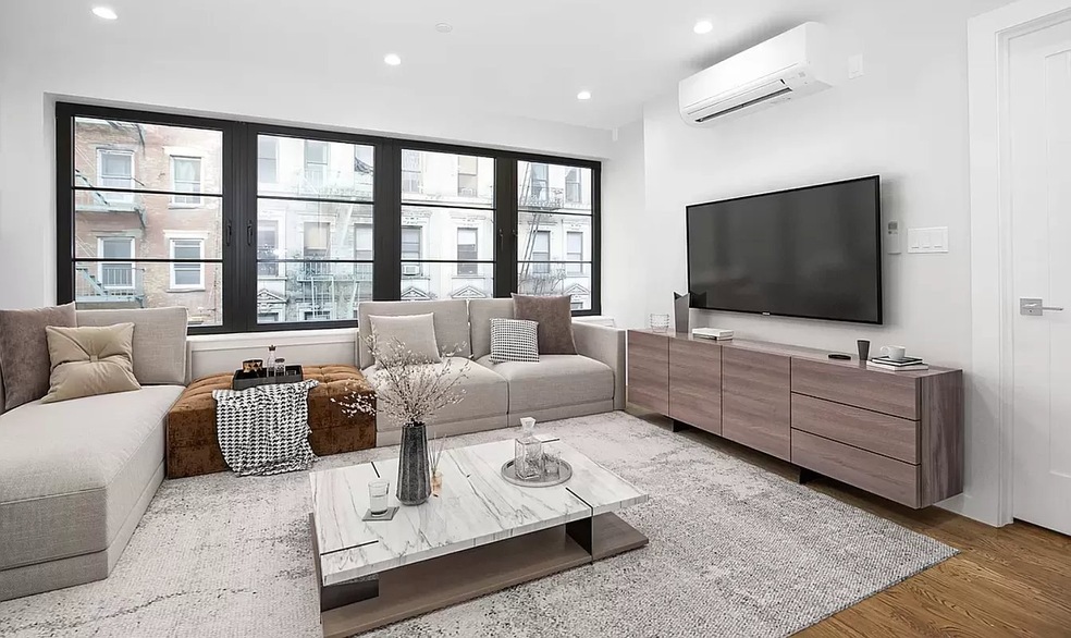 152 Ludlow St unit TH3, New York, NY 10002 - photo 1